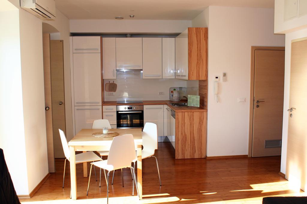Park Apartments Izola Kültér fotó