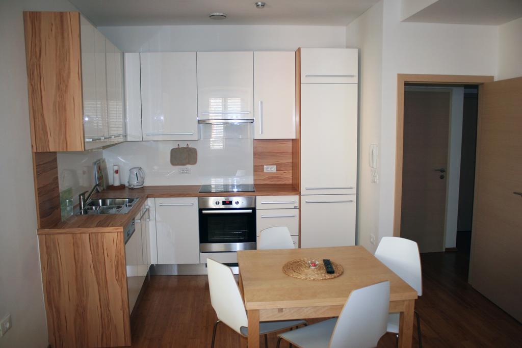 Park Apartments Izola Kültér fotó